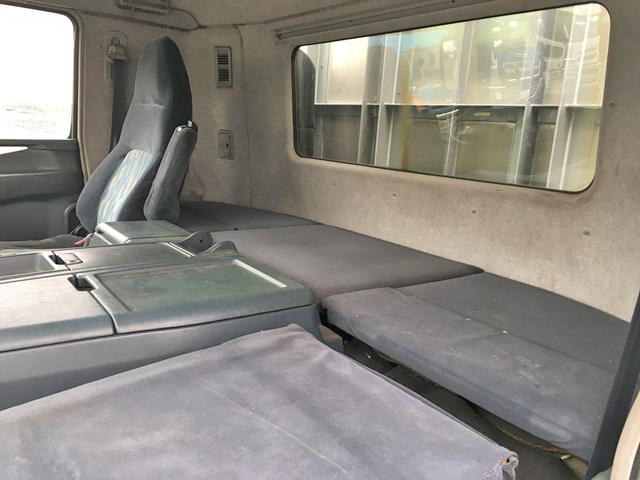 三菱ふそうスーパーグレートJRコンテナ専用車大型（10t）[写真31]