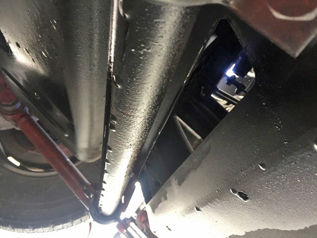 三菱ふそうスーパーグレート冷凍車（冷蔵車）大型（10t）[写真18]