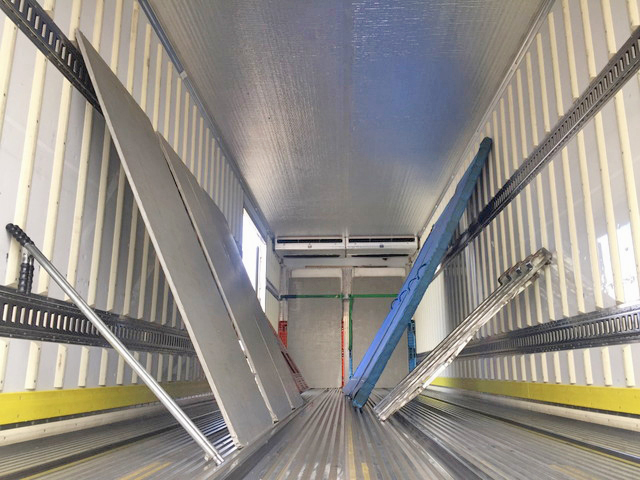 三菱ふそうスーパーグレート冷凍車（冷蔵車）大型（10t）[写真06]