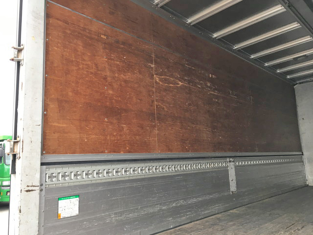 いすゞフォワードアルミウイング中型（4t）[写真12]