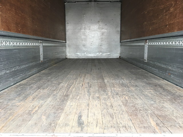 いすゞフォワードアルミウイング中型（4t）[写真15]