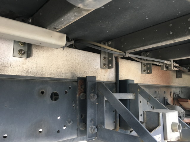 いすゞフォワードアルミウイング中型（4t）[写真19]