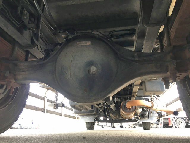 いすゞフォワードアルミウイング中型（4t）[写真20]