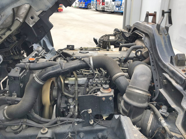 いすゞフォワードアルミウイング中型（4t）[写真24]