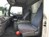 いすゞフォワードアルミウイング中型（4t）[写真28]