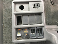 いすゞフォワードアルミウイング中型（4t）[写真39]