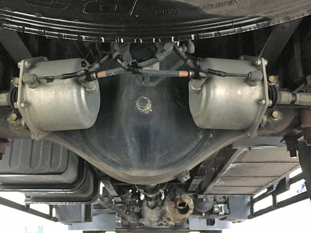 いすゞフォワードユニック5段増トン（6t・8t）[写真19]