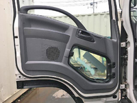 いすゞフォワードユニック5段増トン（6t・8t）[写真25]