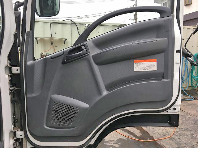 いすゞフォワードユニック5段増トン（6t・8t）[写真26]