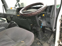 いすゞフォワードユニック5段増トン（6t・8t）[写真30]