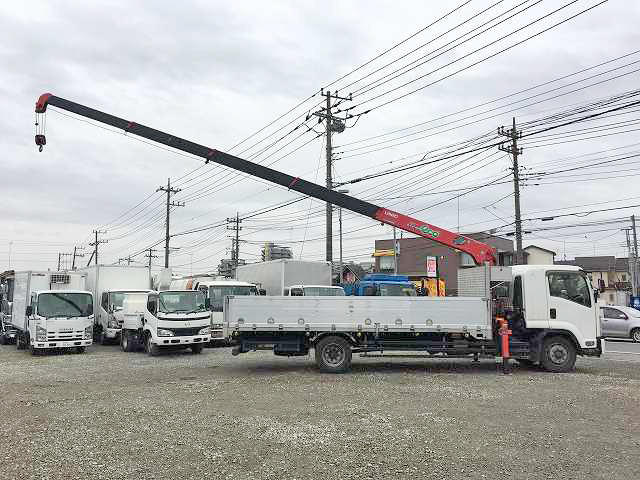 いすゞフォワードユニック5段増トン（6t・8t）[写真04]