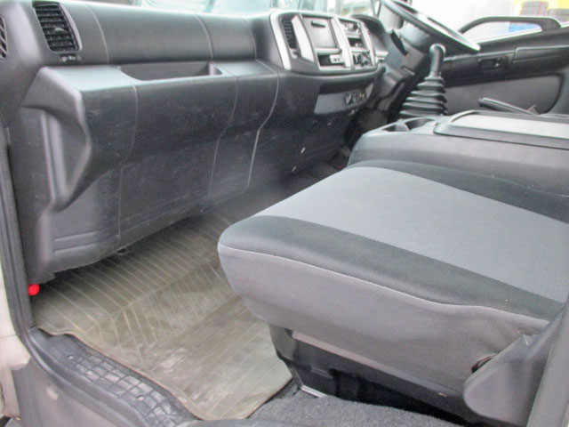 日野レンジャーアルミウイング中型（4t）[写真29]