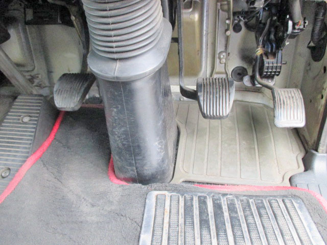 日野レンジャーアルミウイング中型（4t）[写真36]