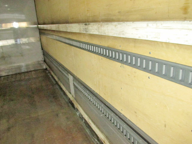 日野レンジャーアルミウイング中型（4t）[写真09]