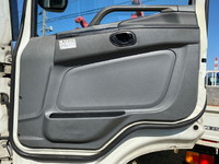 三菱ふそうスーパーグレートアルミウイング大型（10t）[写真27]