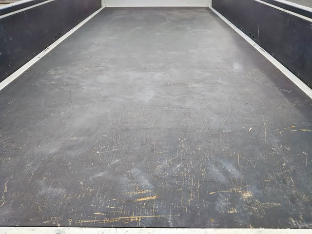 トヨタトヨエース平ボディ小型（2t・3t）[写真14]