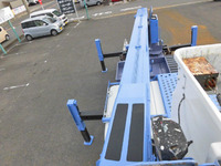 三菱ふそうキャンター高所作業車小型（2t・3t）[写真11]