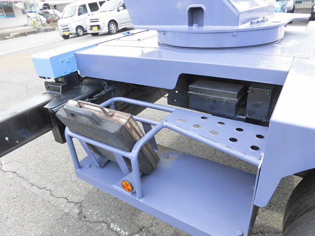 三菱ふそうキャンター高所作業車小型（2t・3t）[写真17]