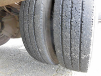 三菱ふそうキャンター高所作業車小型（2t・3t）[写真22]