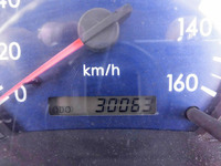 三菱ふそうキャンター高所作業車小型（2t・3t）[写真31]