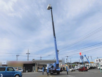 三菱ふそうキャンター高所作業車小型（2t・3t）[写真07]