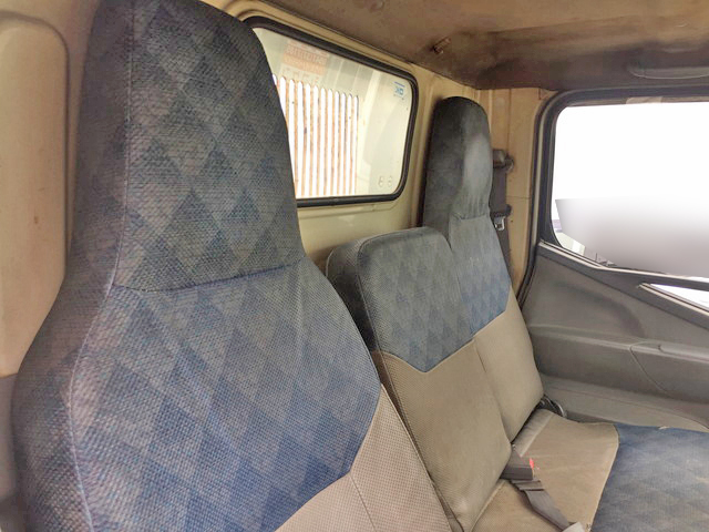 三菱ふそうキャンターダンプ小型（2t・3t）[写真18]