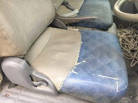 三菱ふそうキャンターダンプ小型（2t・3t）[写真19]