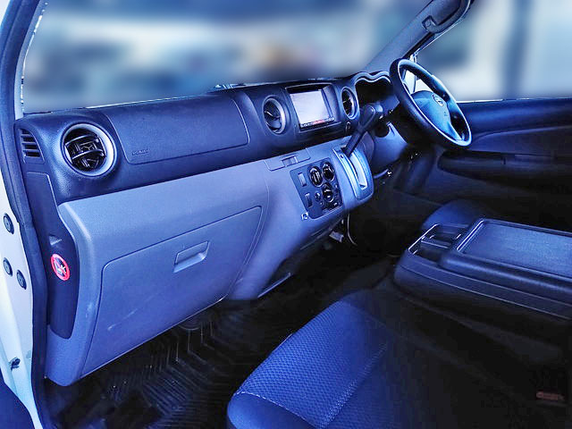 日産キャラバンバン小型（2t・3t）[写真13]