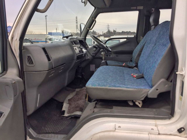 三菱ふそうキャンターオープントップバン小型（2t・3t）[写真14]