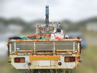 いすゞフォワードセルフクレーン5段中型（4t）[写真05]