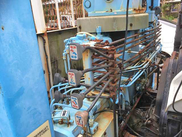 いすゞフォワードセルフクレーン5段中型（4t）[写真09]