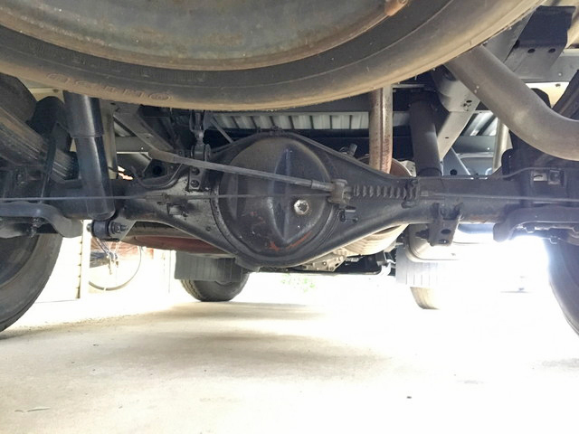 トヨタハイエース平ボディ小型（2t・3t）[写真10]