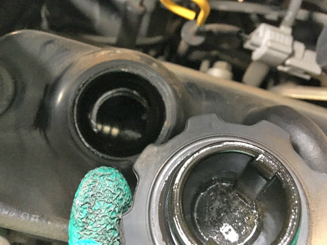 トヨタハイエース平ボディ小型（2t・3t）[写真15]