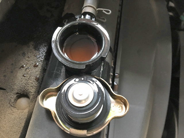 トヨタハイエース平ボディ小型（2t・3t）[写真16]