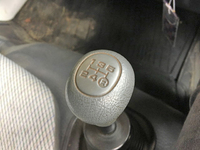 トヨタハイエース平ボディ小型（2t・3t）[写真19]