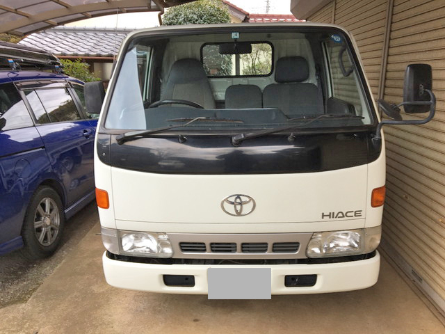 トヨタハイエース平ボディ小型（2t・3t）[写真05]