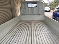 トヨタハイエース平ボディ小型（2t・3t）[写真06]