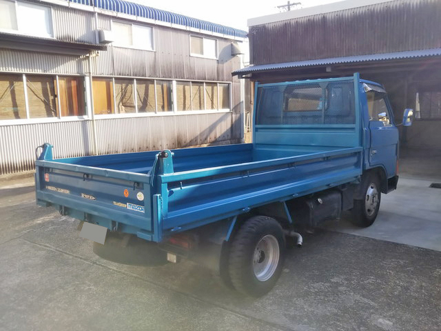 マツダタイタンダンプ小型（2t・3t）[写真02]