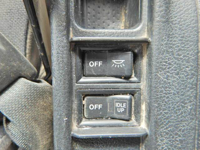 日野レンジャーダンプ中型（4t）[写真37]