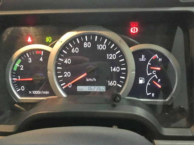 三菱ふそうキャンターガッツ平ボディ小型（2t・3t）[写真18]