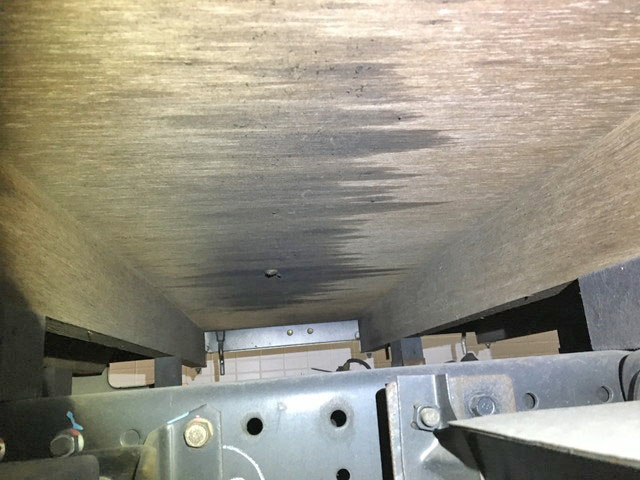 三菱ふそうキャンターガッツ平ボディ小型（2t・3t）[写真08]