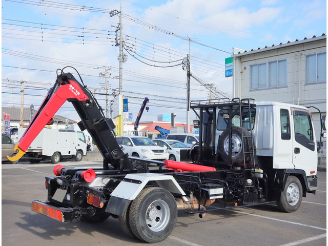 いすゞフォワードアームロール中型（4t）[写真02]