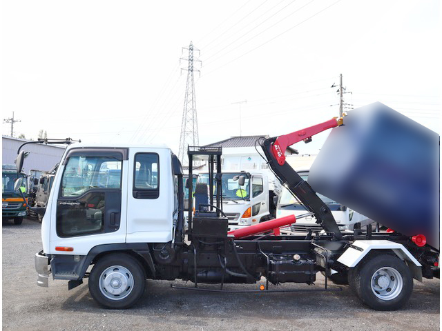 いすゞフォワードアームロール中型（4t）[写真04]