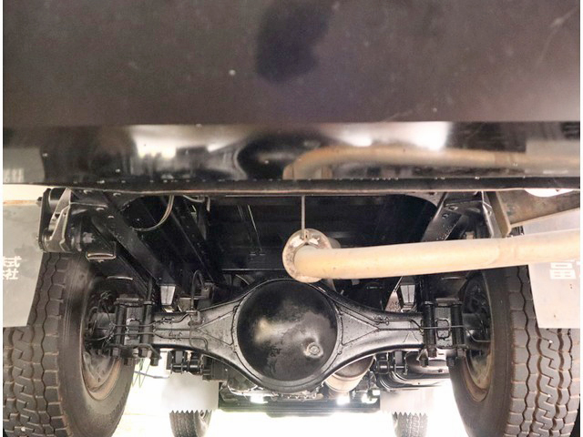 いすゞエルフパッカー車（塵芥車）小型（2t・3t）[写真25]