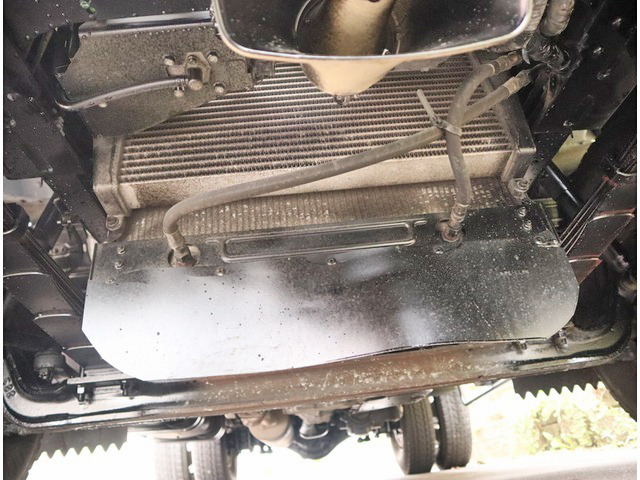 いすゞエルフパッカー車（塵芥車）小型（2t・3t）[写真26]