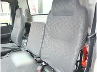 いすゞエルフパッカー車（塵芥車）小型（2t・3t）[写真31]