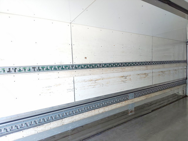 日野レンジャー冷蔵冷凍ウイング増トン（6t・8t）[写真12]