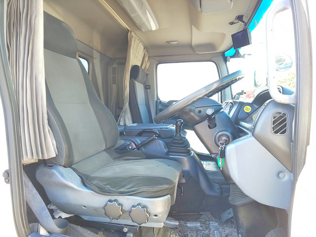 日野レンジャー冷蔵冷凍ウイング増トン（6t・8t）[写真29]