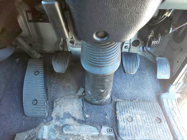 日野レンジャー冷蔵冷凍ウイング増トン（6t・8t）[写真39]