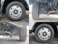 いすゞエルフ平ボディ小型（2t・3t）[写真17]